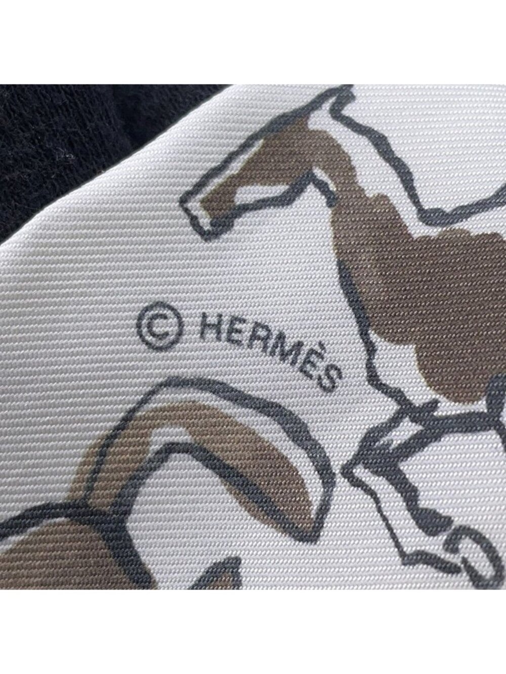 Hermes Scarf Twilly Horse Chevaux en Erte Silk Twill Autumn - Picture 9 of 10